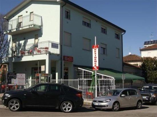 Residence Mariele Tavazzano ภายนอก รูปภาพ